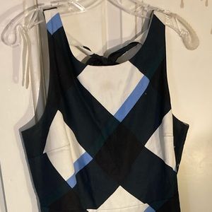 Adorable linen dress with cute tie back